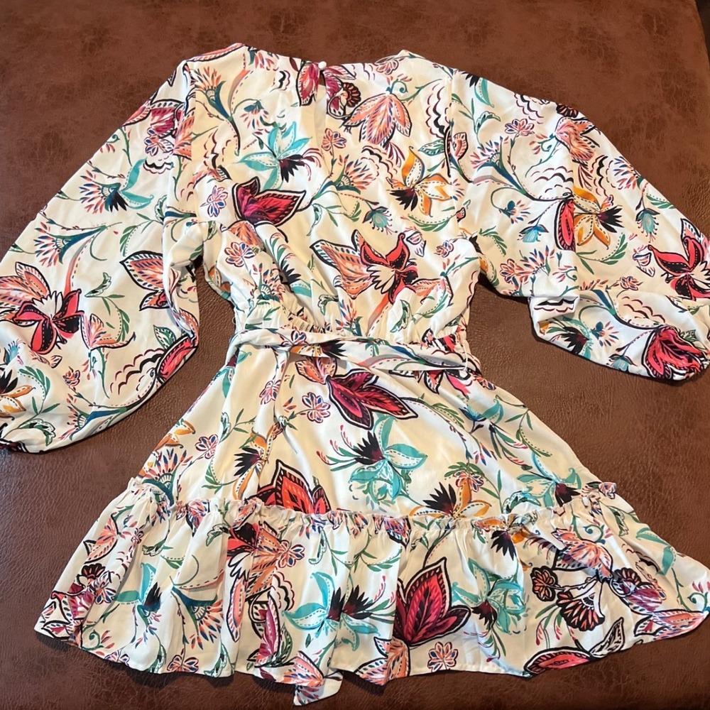 Baltic Born Tally Mini Dress Off White Multi Print Floral Balloon Sleeve NWT M - Picture 6 of 6